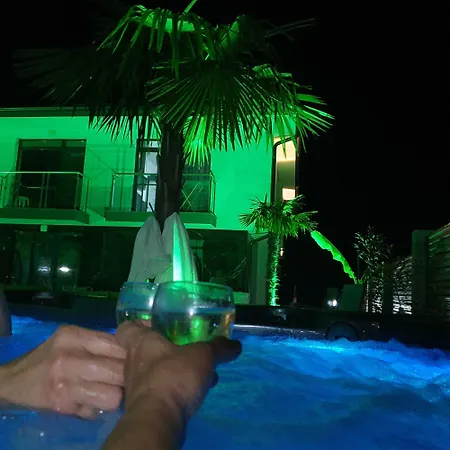 アパート Captain Niko