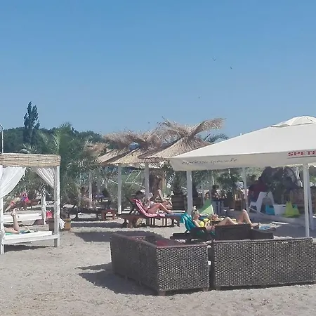 アパート Captain Niko