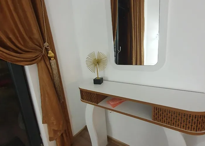 Apartment Captain Niko