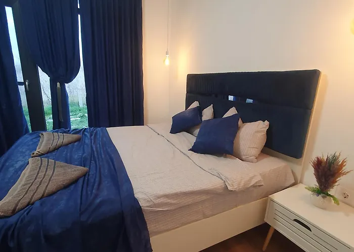 Captain Niko Apartment *