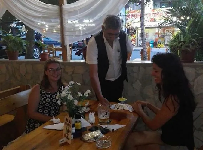 Captain Niko Apartment