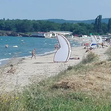 Apartment Captain Niko